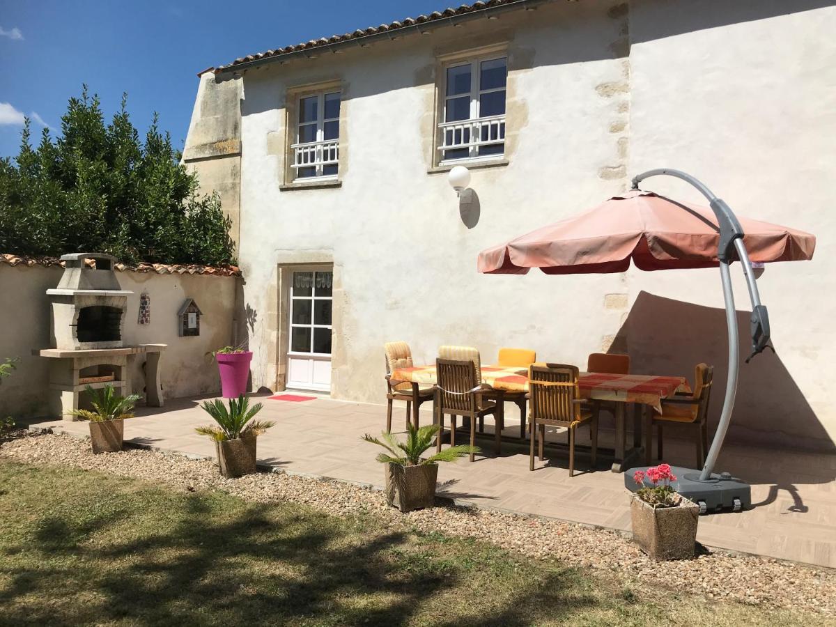 Villa La Diguinerie Prignac Esterno foto